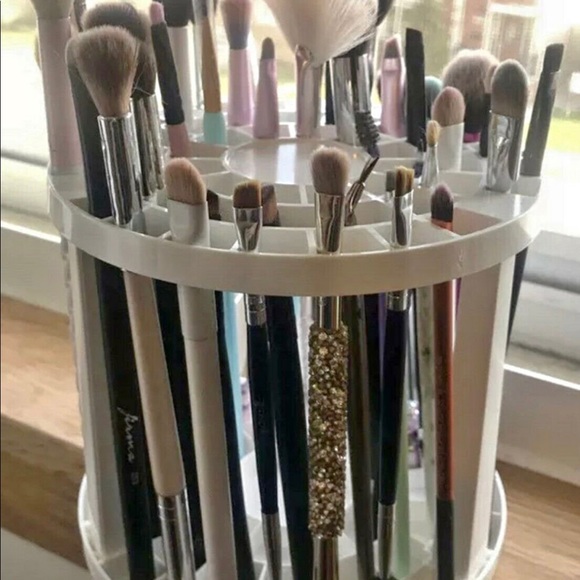 Brush holder - Picture 2 of 3